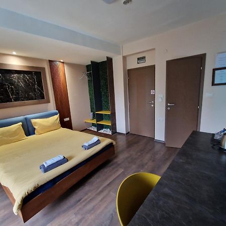 Vanilla Boutique Hotel Скопье Экстерьер фото