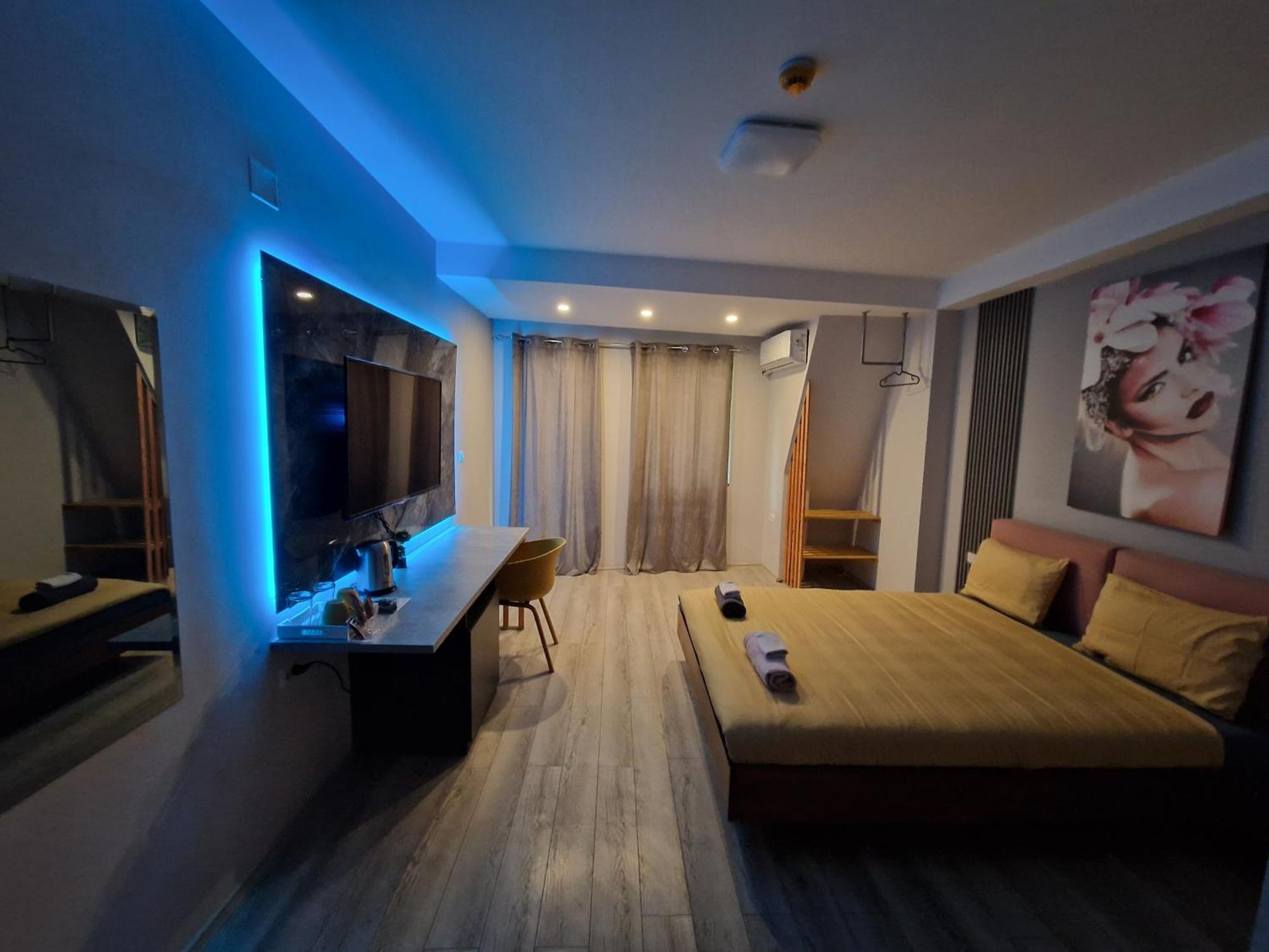 Vanilla Boutique Hotel Скопье Экстерьер фото